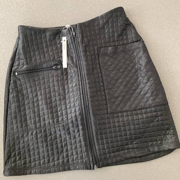 NWT ASOS leather look zip front mini skirt - Picture 6 of 7